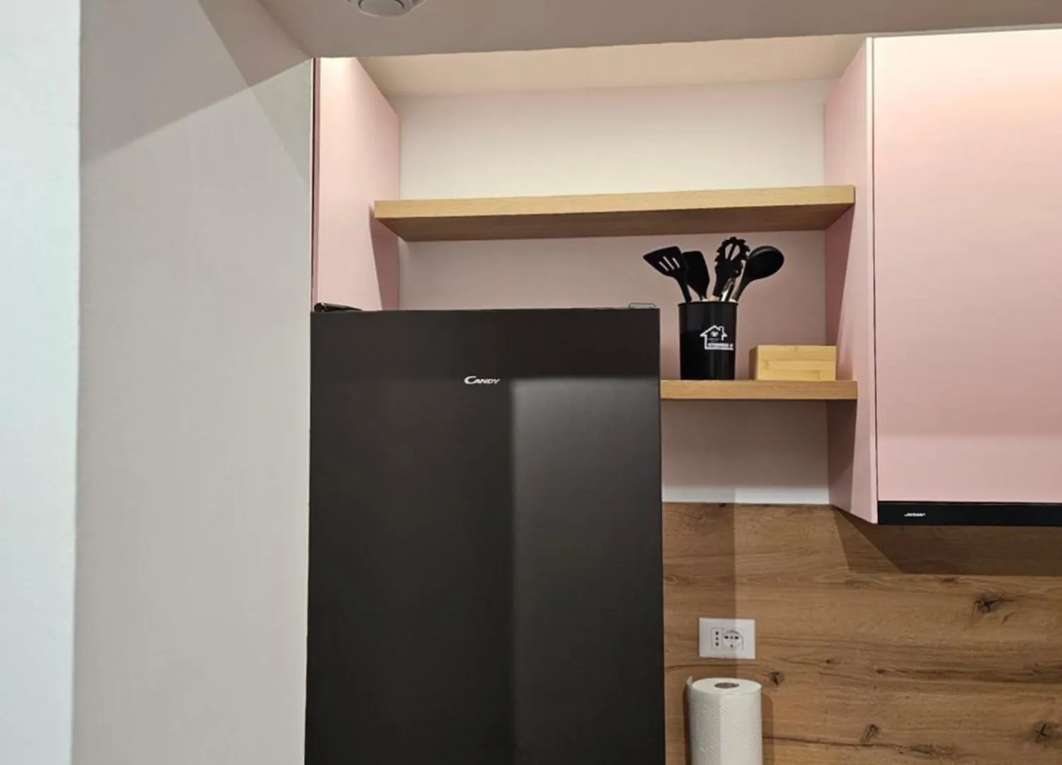Roshel'S Apartment, Modern And Comfy Flat In The Boulevard Vlorë 0*,